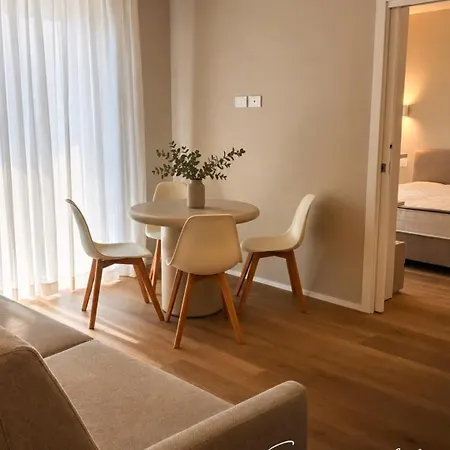Emerald Apart-hotel 4*