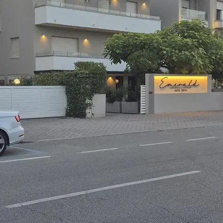 Emerald Apart-hotel 4*